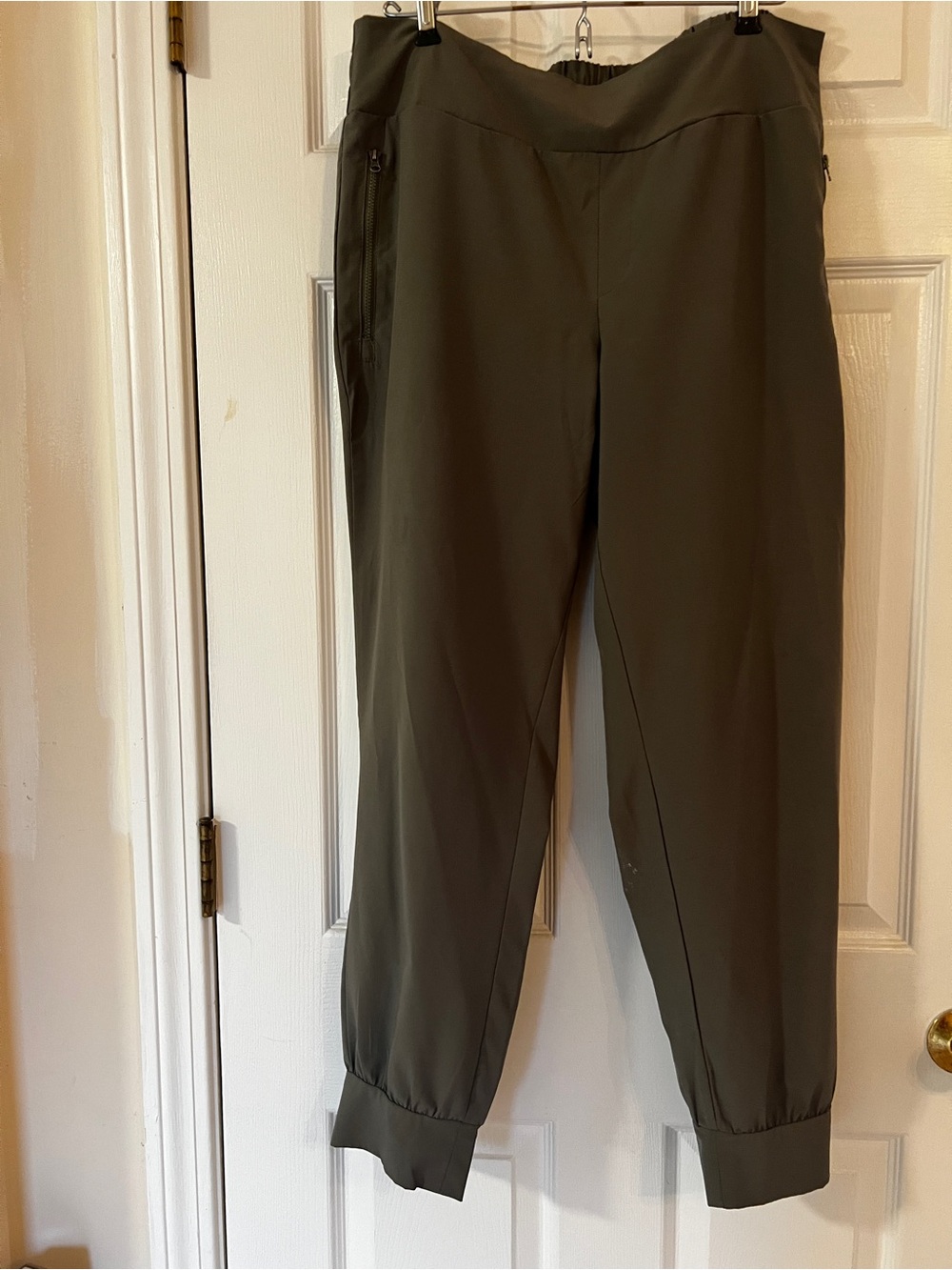 Avalanche Olive Green Drawstring Jogger Pants